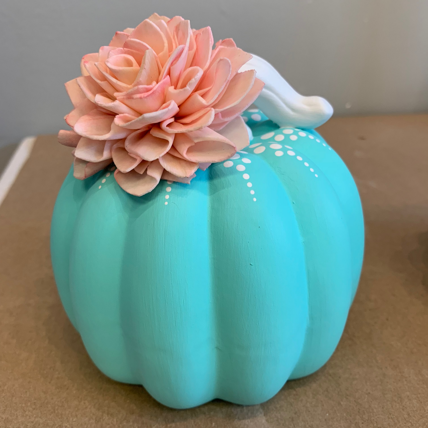 Single Pumpkin (pressed or wood flowers)