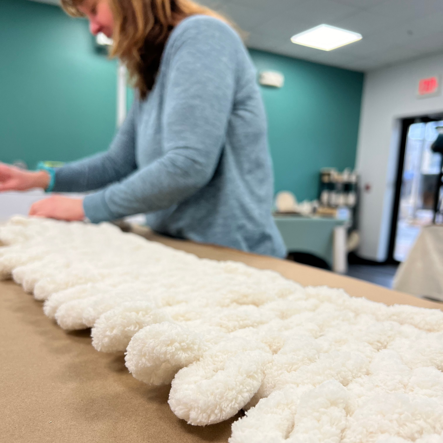 11/9/2025 - Sunday (11am) Cozy Knit Blankets Workshop - TEEN FRIENDLY