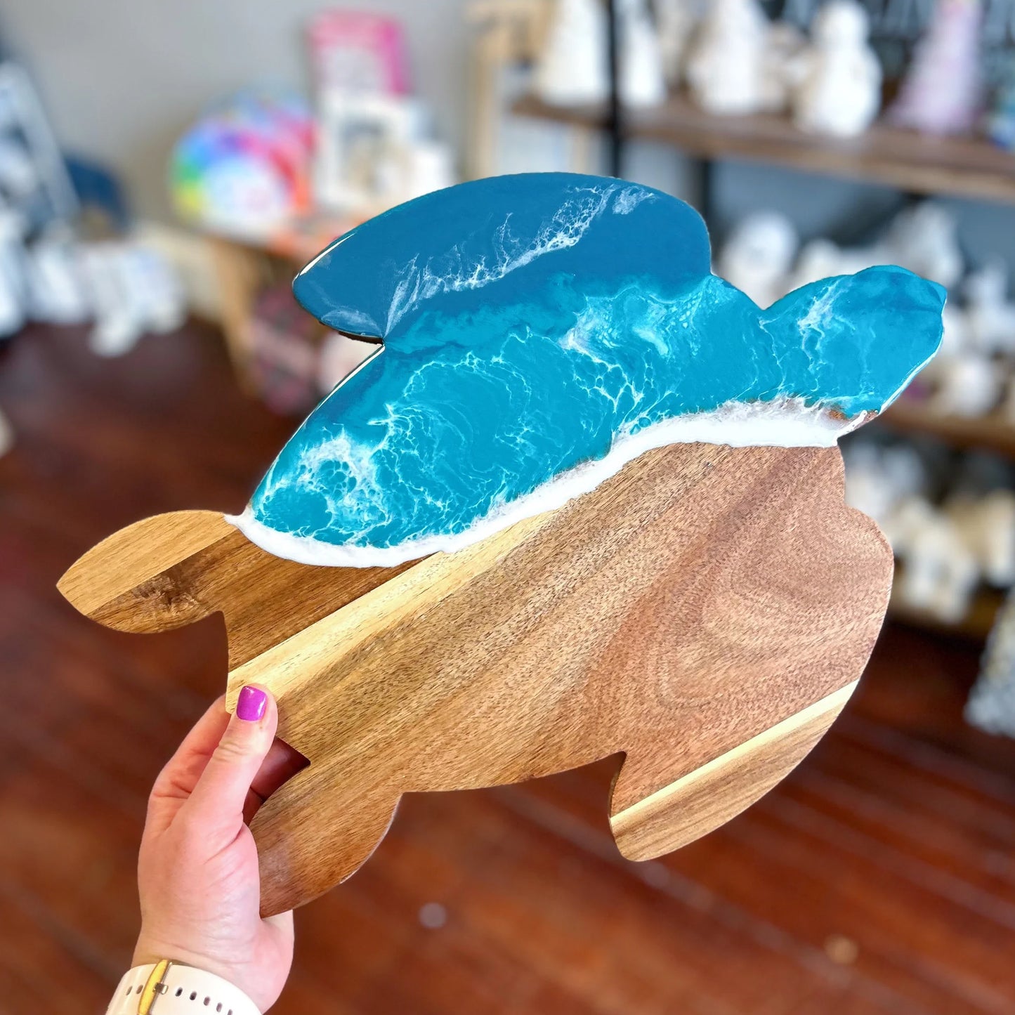 6/6/25 - Friday (6:00 & 6:45pm Staggered Seatings) Intro to Resin: Trays & Cutting Boards