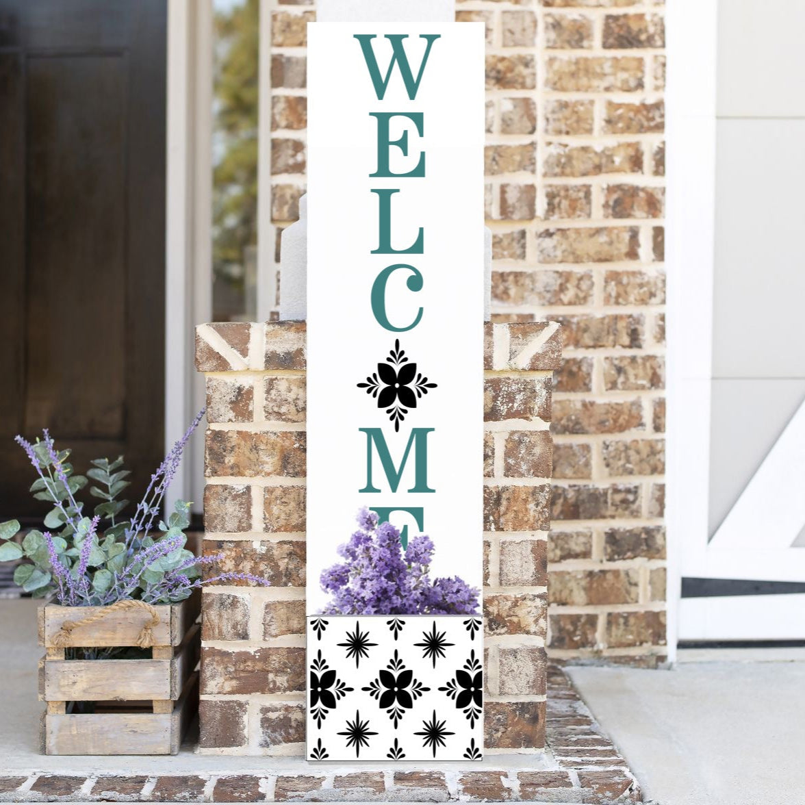 Welcome w/ Floral Pattern