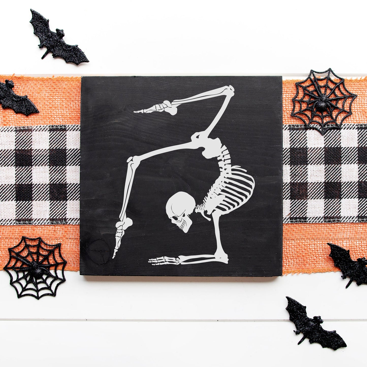 10x10 Yoga Skeleton Pose 3