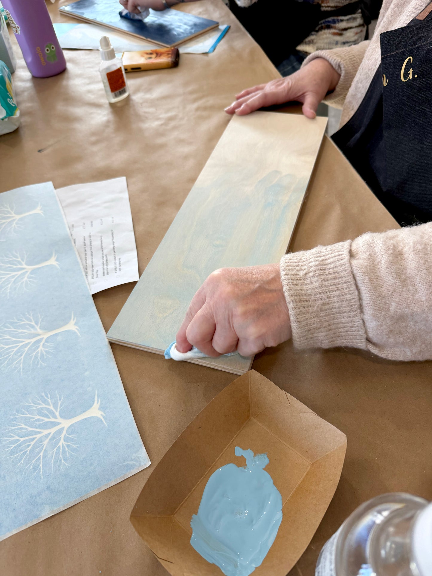 6/17/2026 - Wednesday (6pm) Crushed Glass Signs Workshop! - TEENS WELCOME!