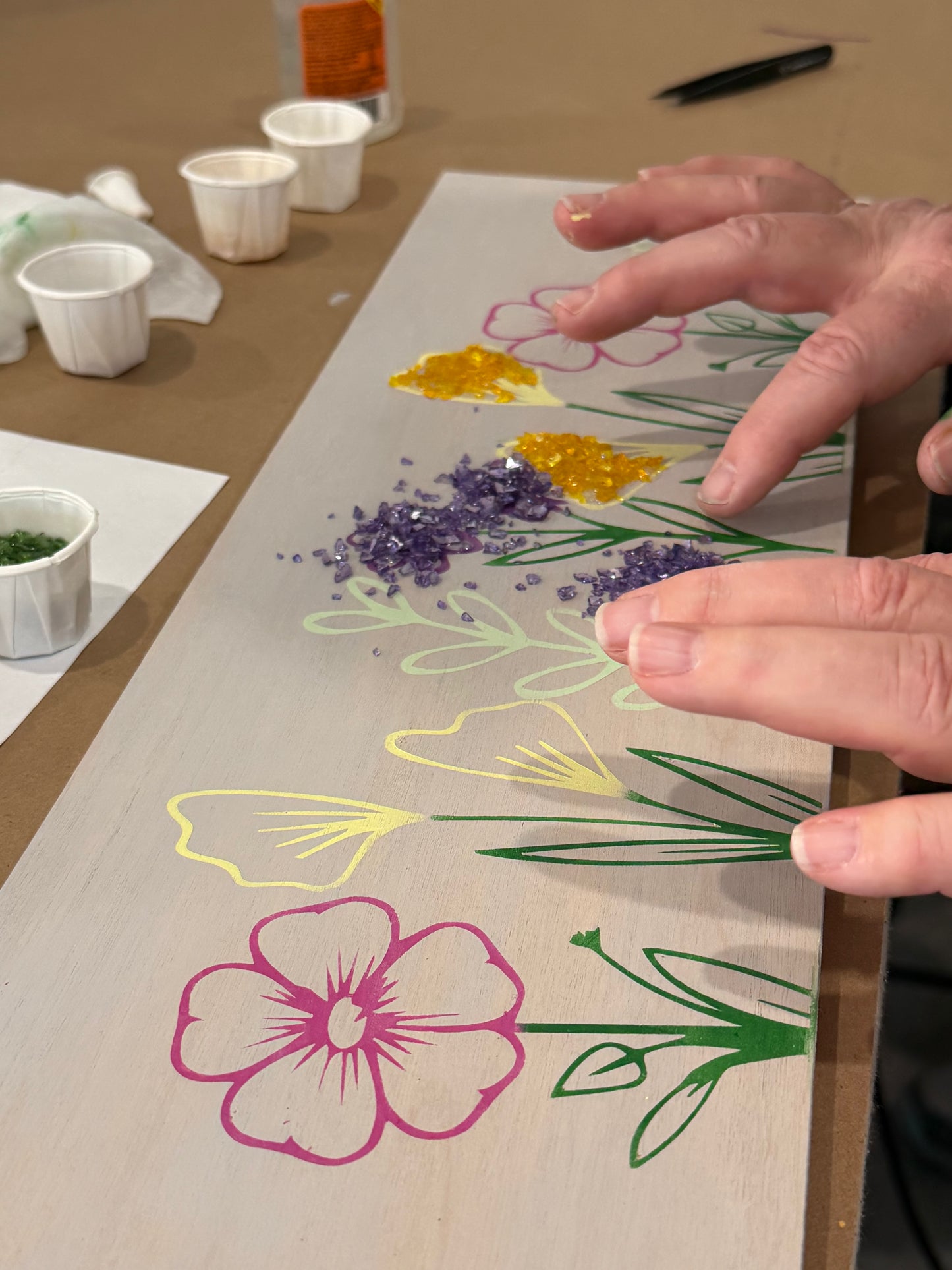 6/17/2026 - Wednesday (6pm) Crushed Glass Signs Workshop! - TEENS WELCOME!