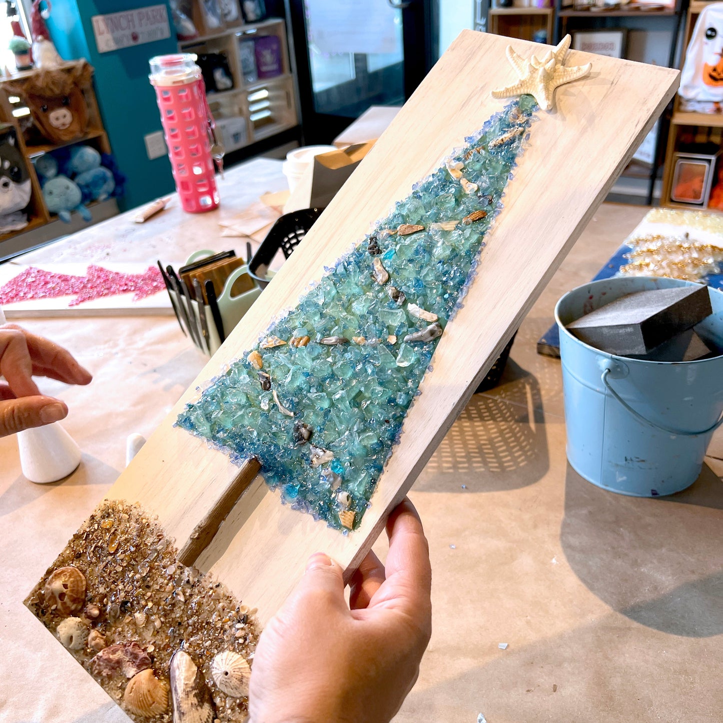 11/20/2025 - Thursday (6:00 pm) *NEW* Twinkle Trees & Festive Planks Workshop! - TEEN FRIENDLY