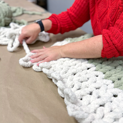 11/23/2024 - Saturday (11am) Cozy Knit Blankets Workshop